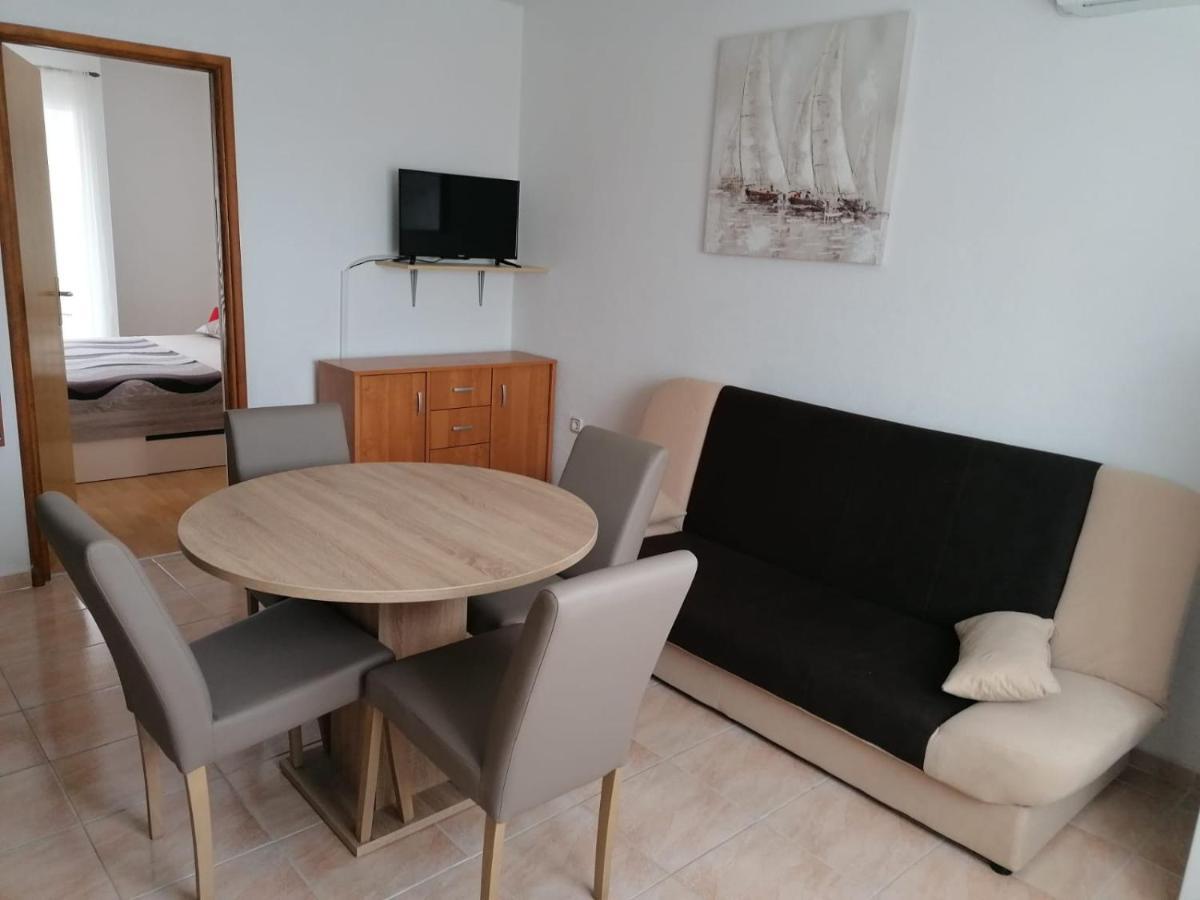 Apartment Niva Nin Luaran gambar