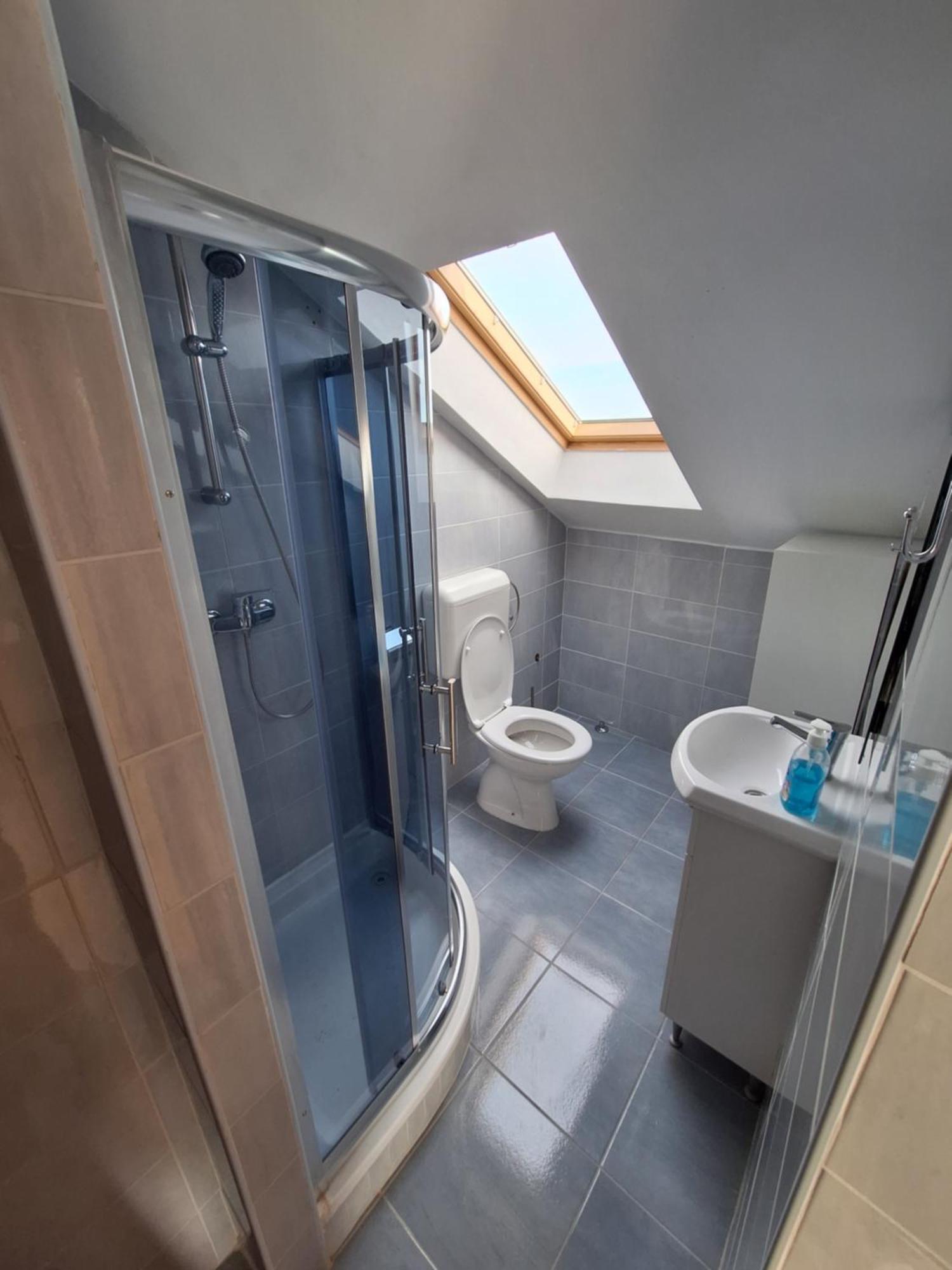 Apartment Niva Nin Luaran gambar